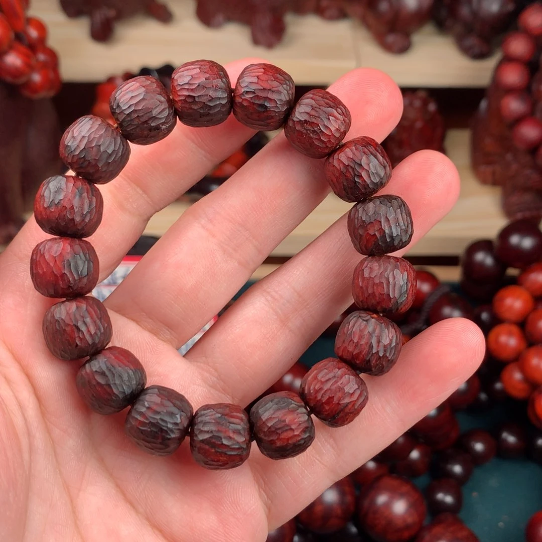 木12×13老形万鳞锤纹雕刻珠