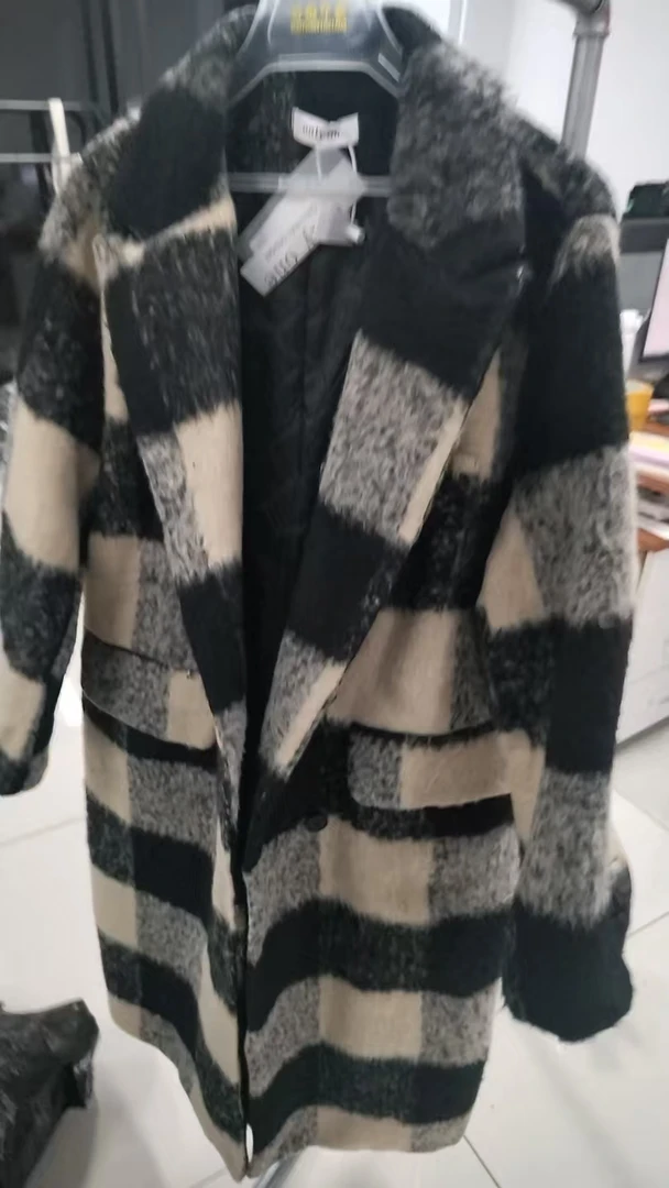 C056款 宠粉福利休闲百搭外套多样服饰 【以实物为准】