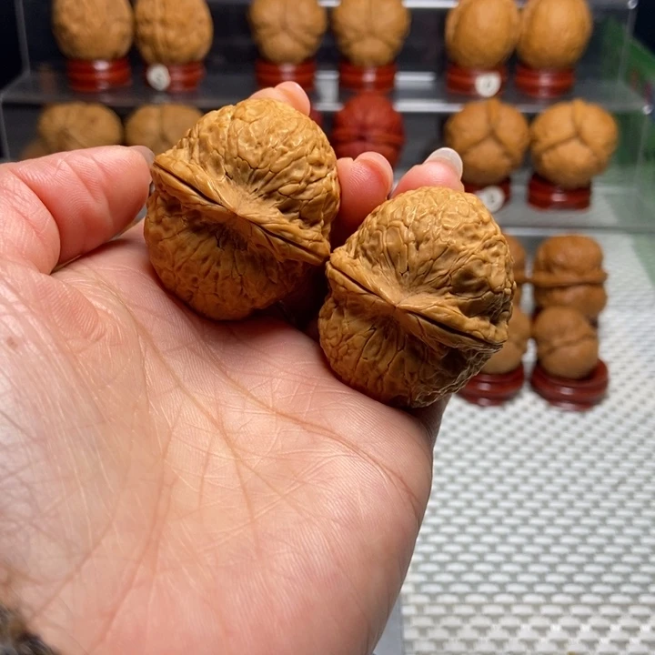 文玩核桃把件17至尊元宝