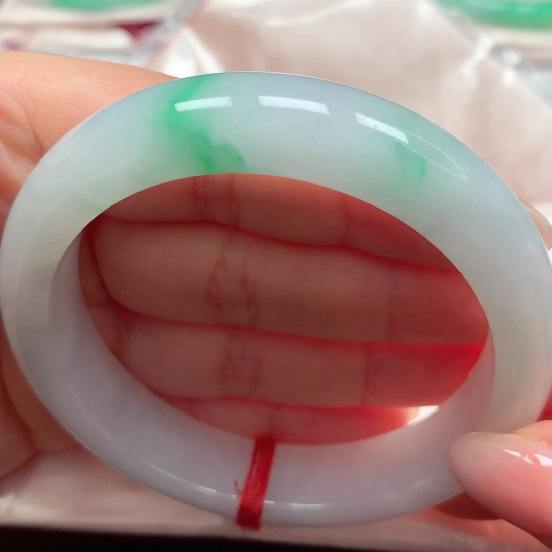 翡翠手镯未镶嵌白底青39