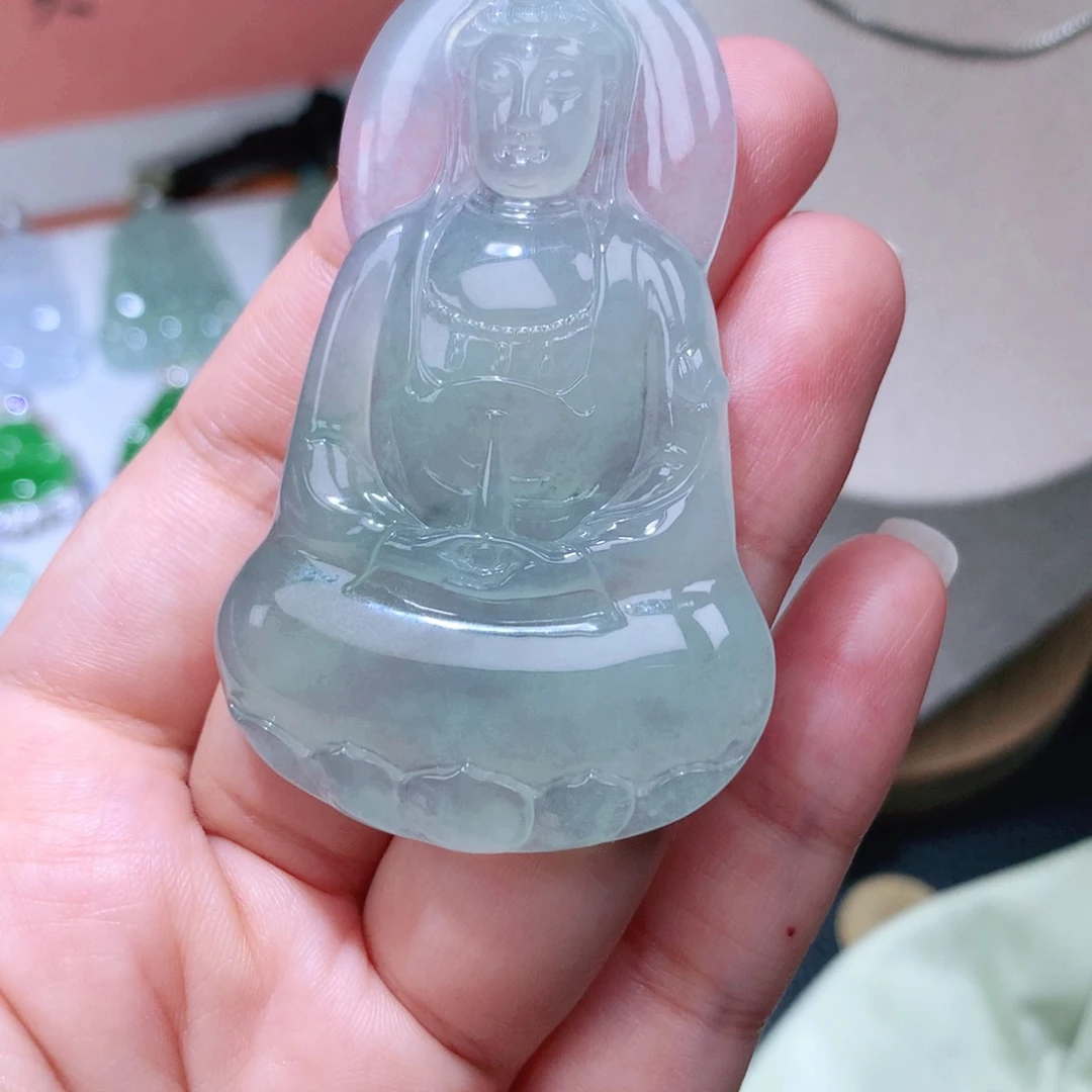 颈饰18K金镶嵌翡翠素衣