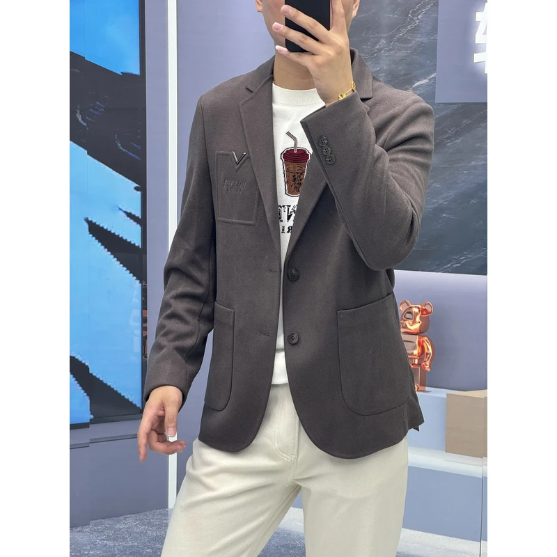 2025新款高端时尚百搭简约纯色拼接口袋西服上装