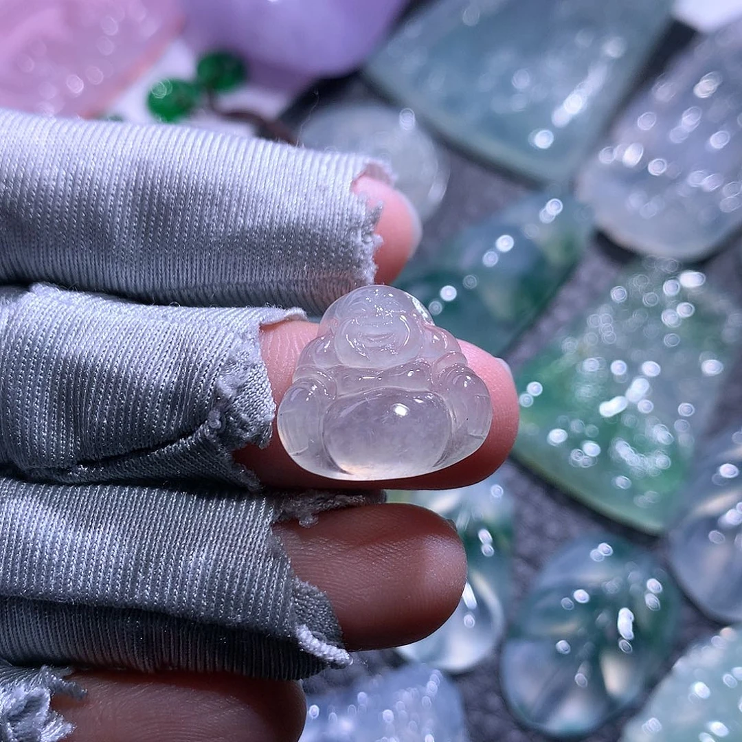 【闪购商品】翡翠未镶嵌颈饰佛