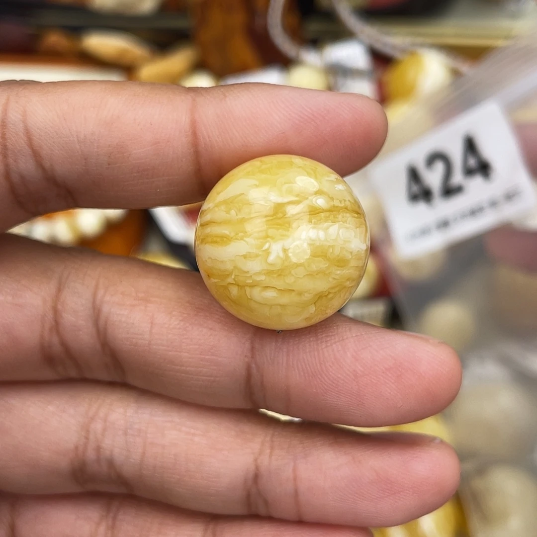 蜜蜡未镶嵌珠宝奇石21.8