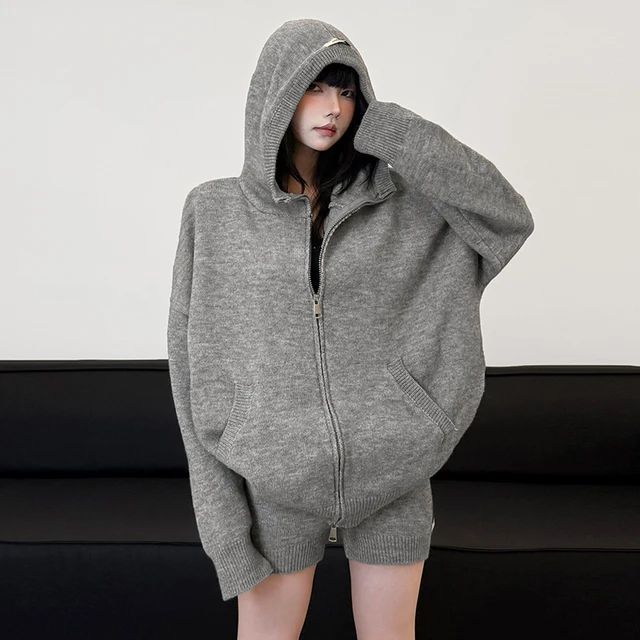 KLIOU 慵懒休闲风复古灰色拉链连帽针织外套显瘦高腰短裤两件套女