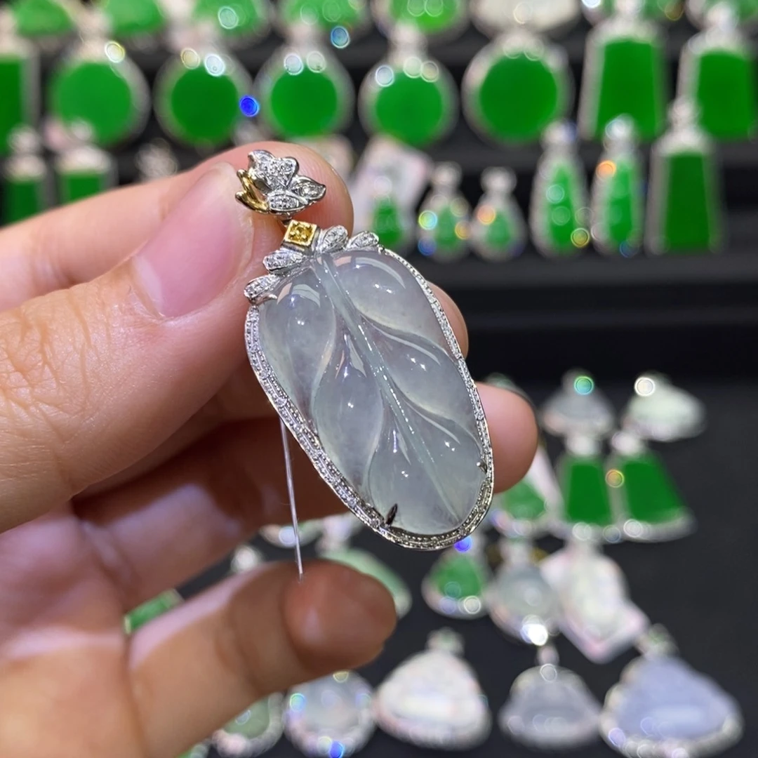 翡翠18K金镶嵌吊坠(不含链)