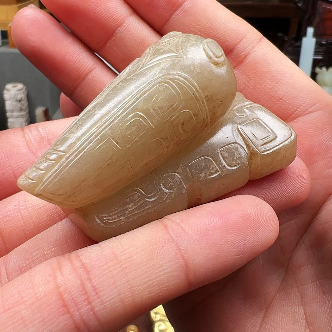 颈饰未镶嵌和田玉寒**月