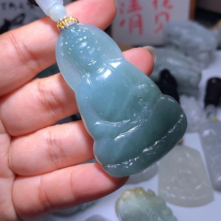 翡翠未镶嵌颈饰保真天然A货翡翠