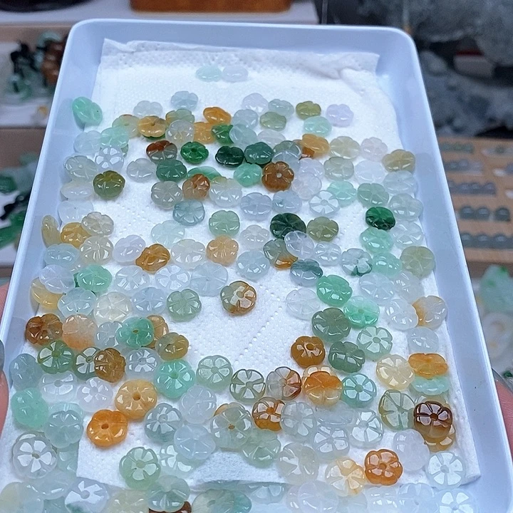 翡翠未镶嵌吊坠(不含链)一个18