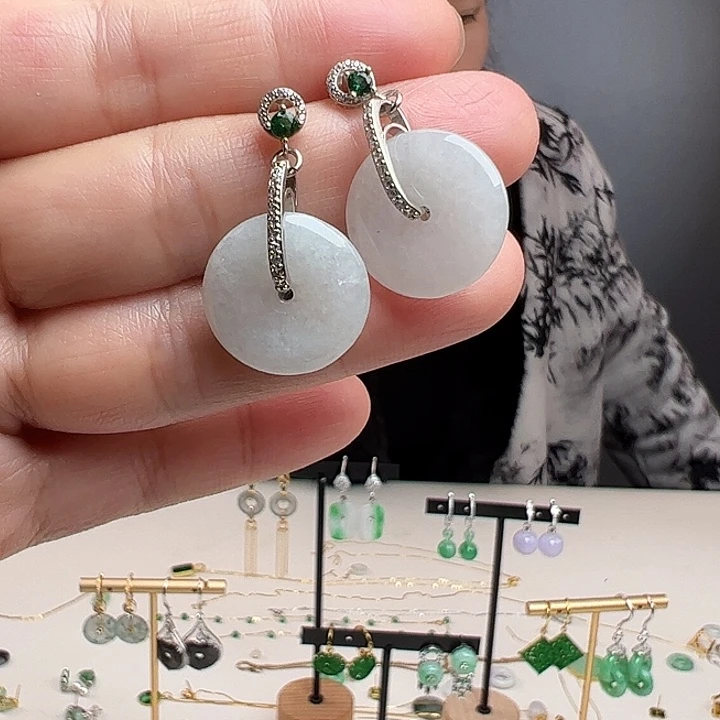 翡翠银S925镶嵌耳饰天然翡翠