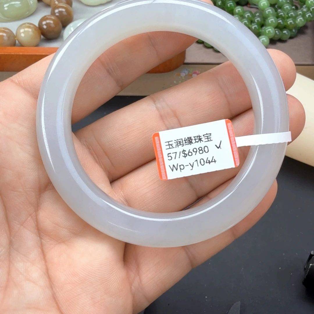 和田玉未镶嵌耳饰