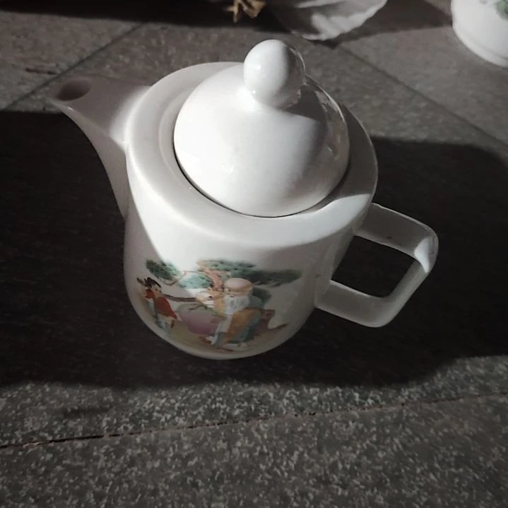 盘陶瓷盘子碗啥都有口径