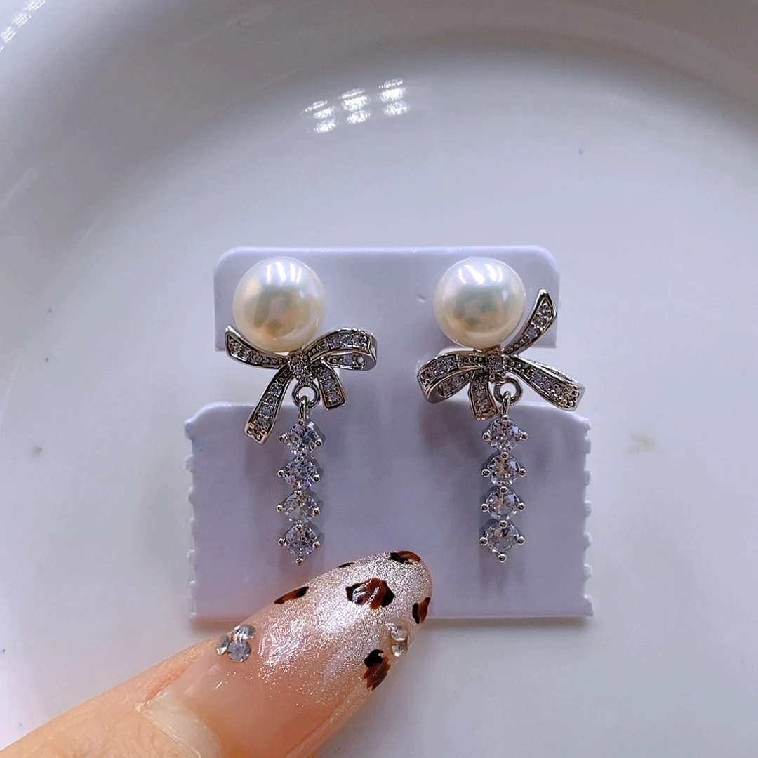 颈饰银S925镶嵌淡水珍珠