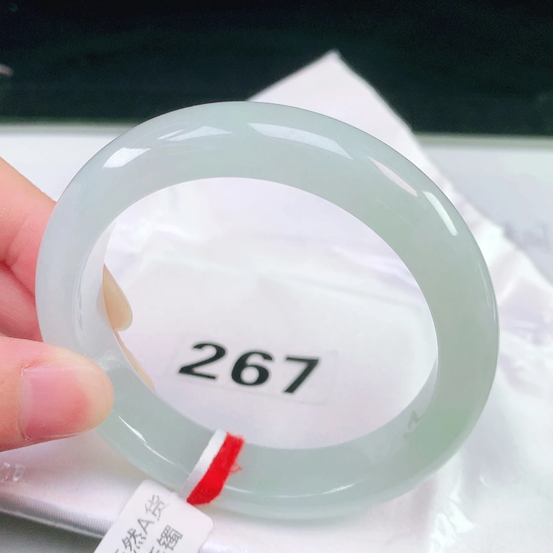 未镶嵌手镯翡翠267