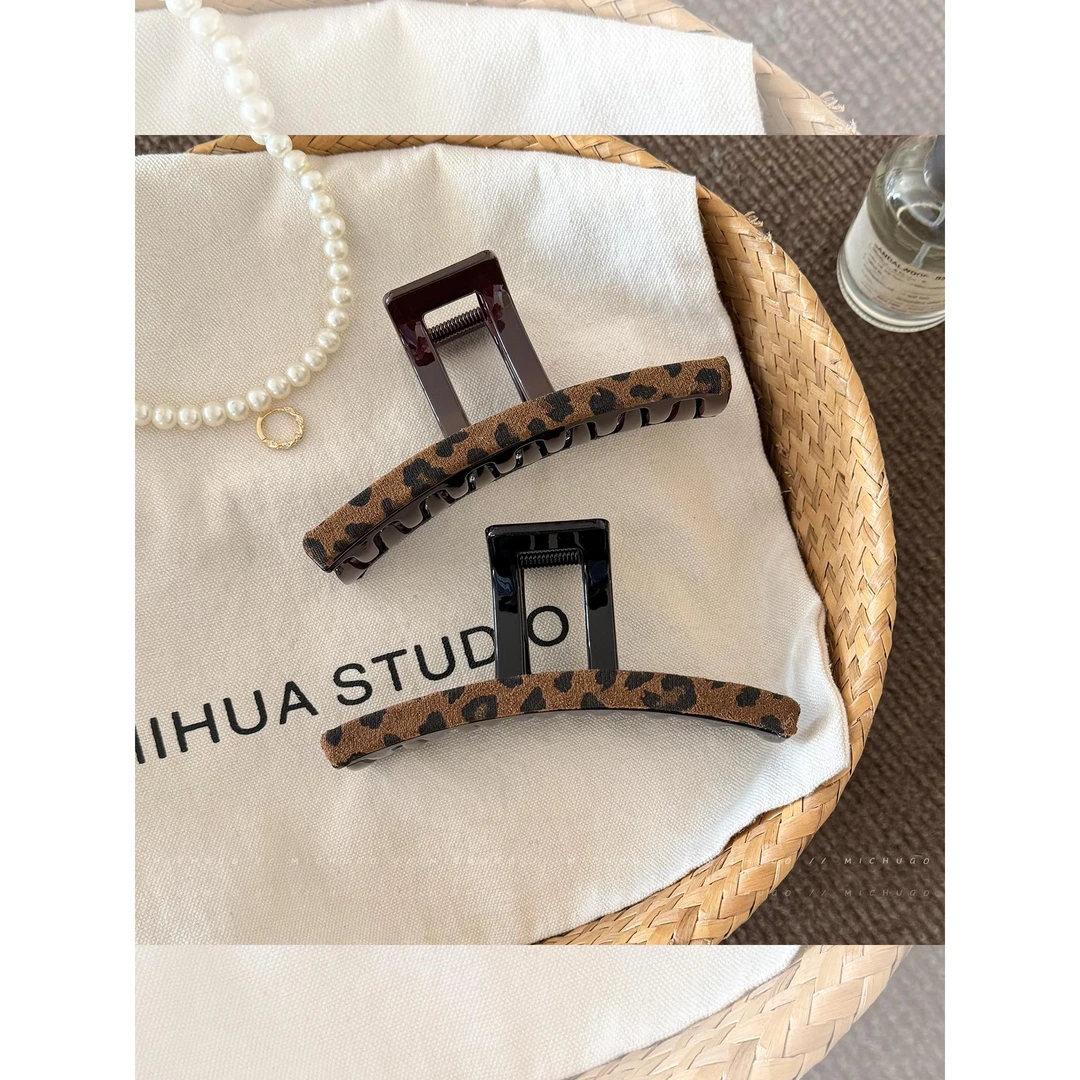 韩系豹纹一字抓夹女后脑勺盘发大号鲨鱼夹发量多覆古气质发卡头饰