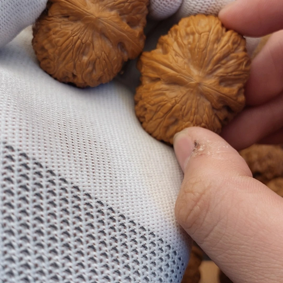 文玩核桃吊坠元宝