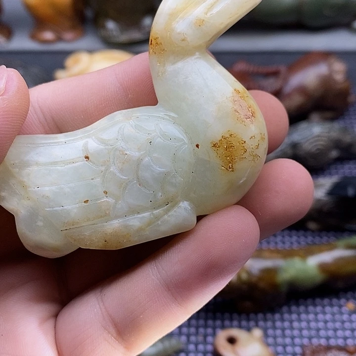 未镶嵌蛇纹石玉颈饰