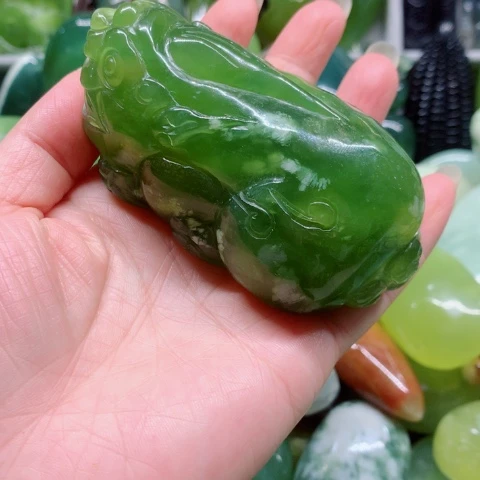 未镶嵌蛇纹石玉手把件