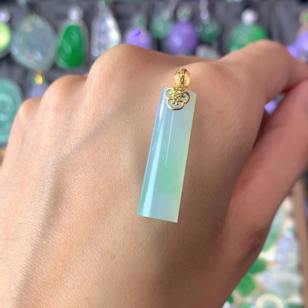 翡翠18K金镶嵌吊坠(不含链)