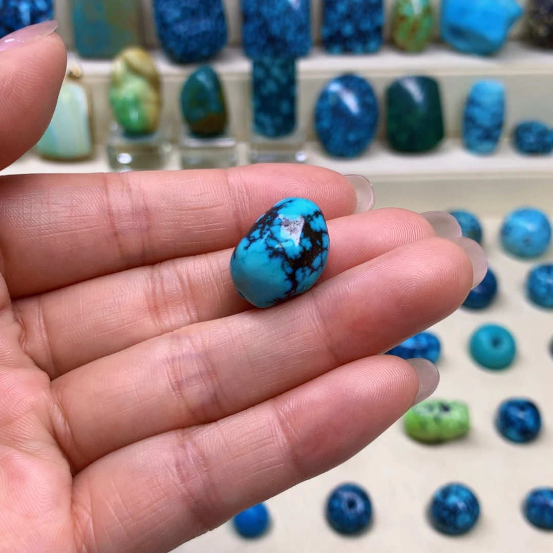 绿松石未镶嵌三彩随行