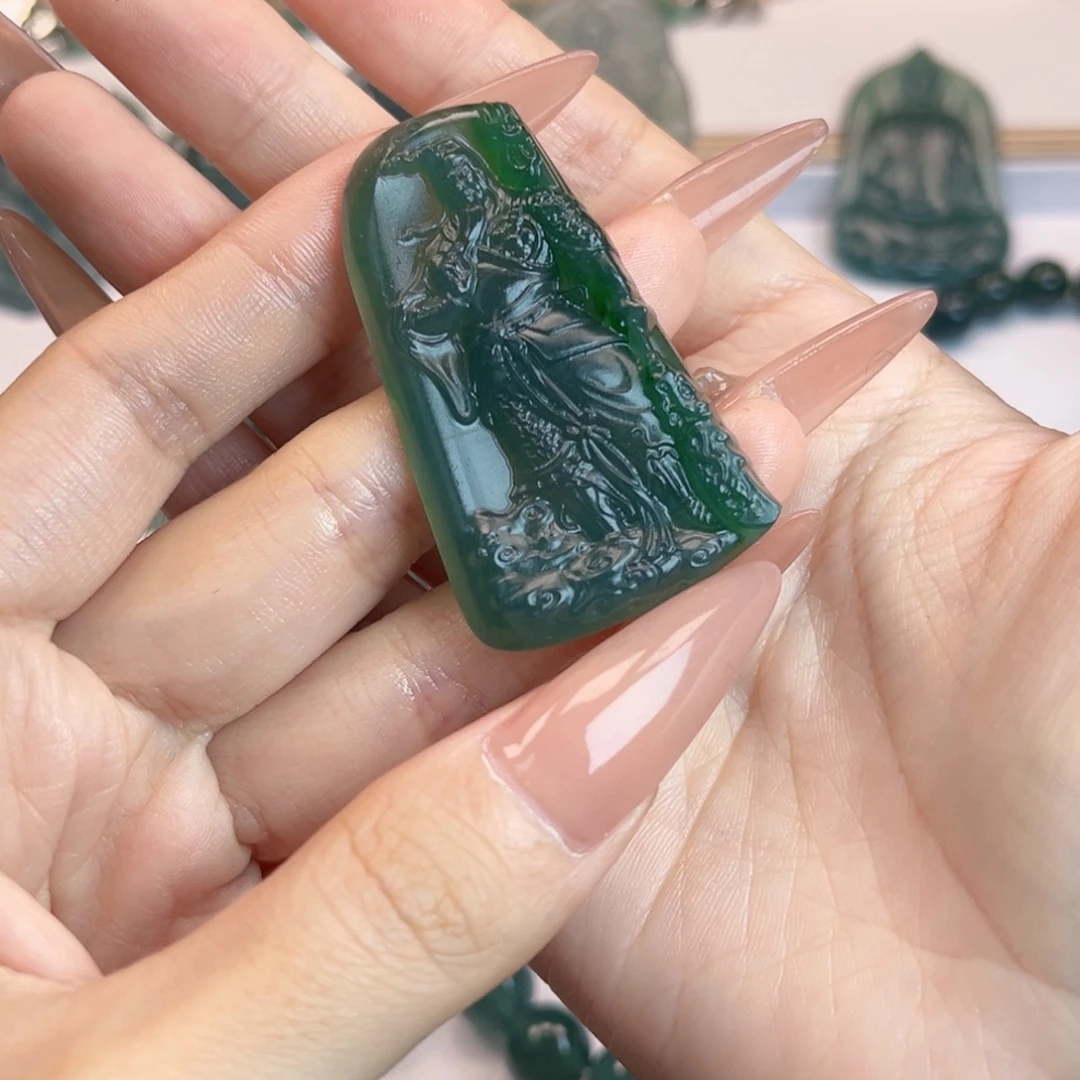 定制翡翠未镶嵌翡翠