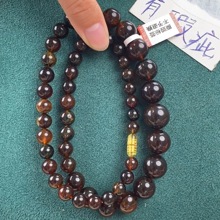 未镶嵌琥珀珠宝奇石