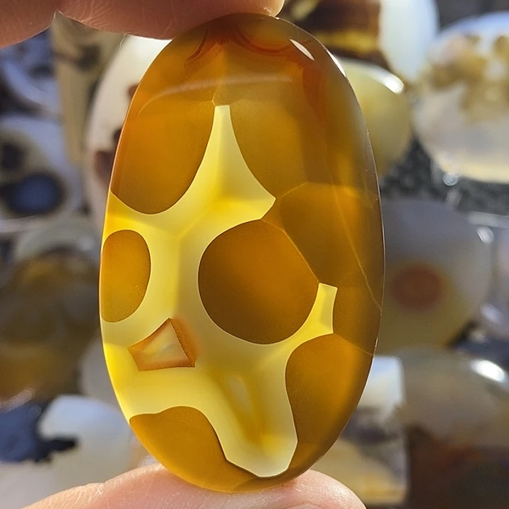 未镶嵌颈饰玛瑙/玉髓
