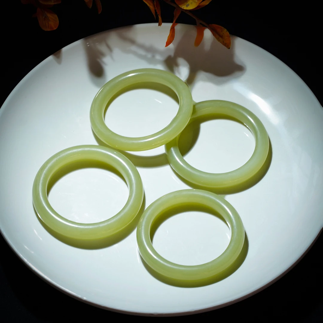 柚子来啦【冰黄口手镯】天然和田玉手镯 新疆若羌冰黄口 多样性发一