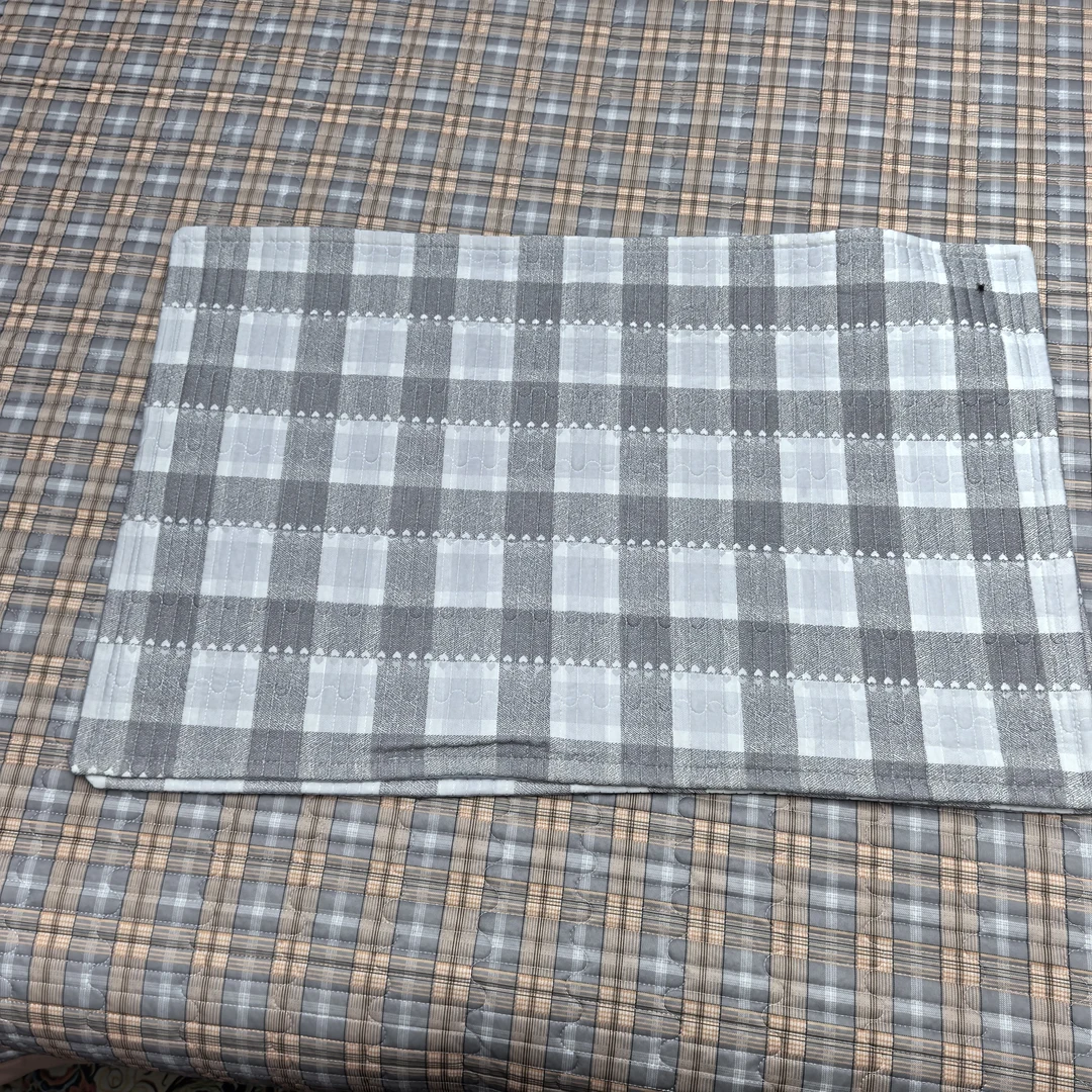 凉感丝枕套《灰色格子》48✕74一对装