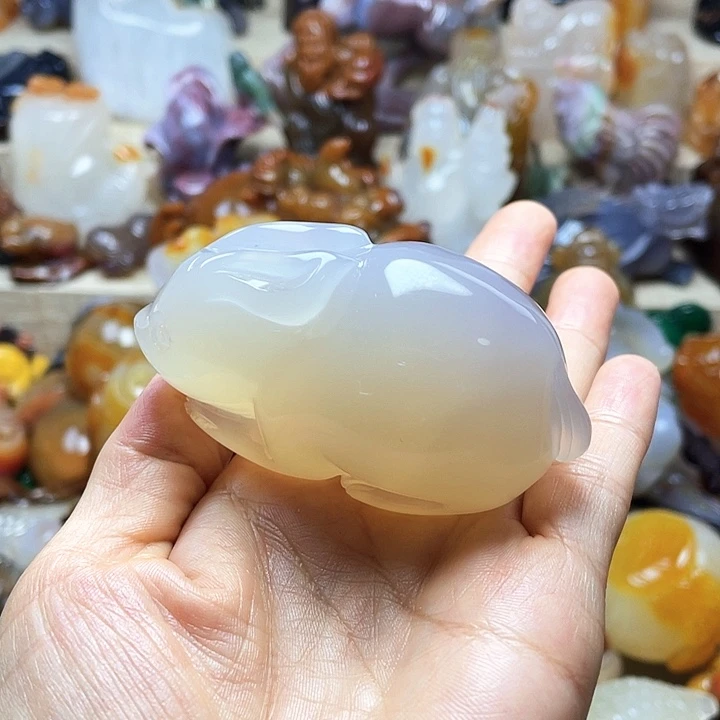 冯***天玛瑙/玉髓未镶嵌饰品