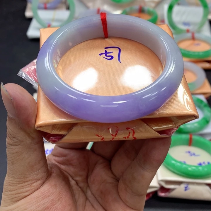 未镶嵌手镯翡翠翡翠