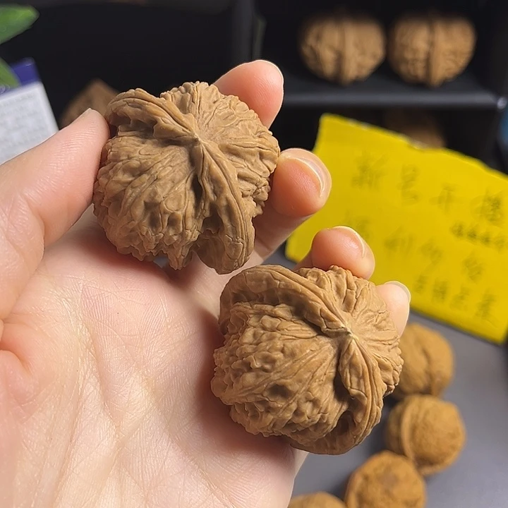 核桃手串/手链白狮子练手对有点点黄44尺