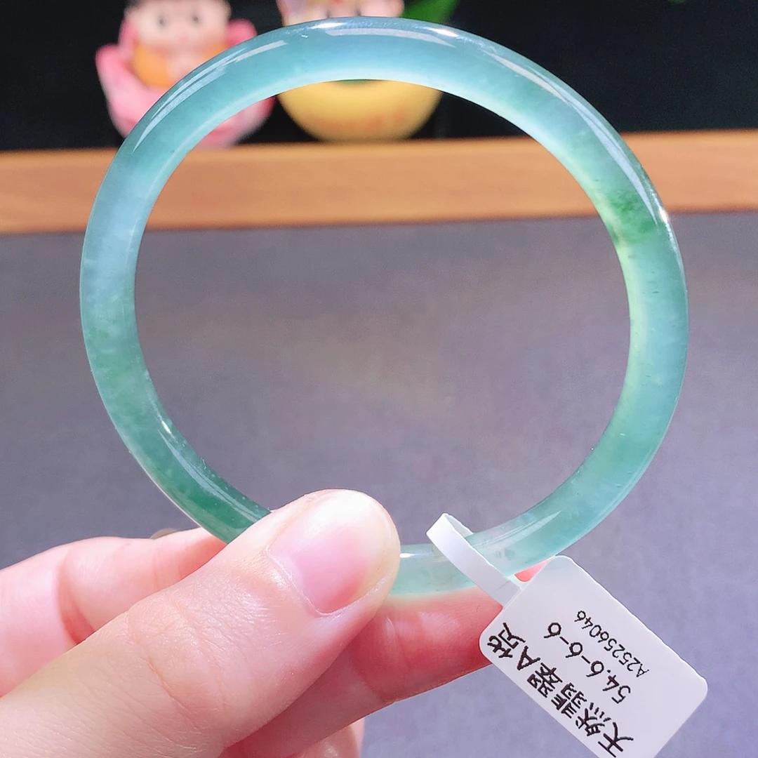 翡翠未镶嵌手镯天然翡翠