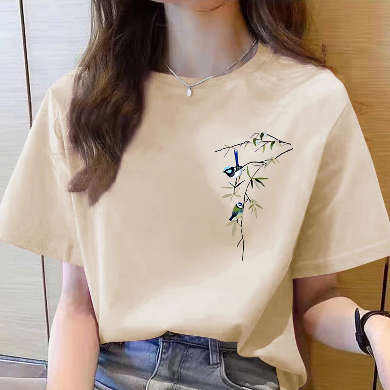 2025年夏季新款印花圆领潮流T恤百搭设计感纯色T恤