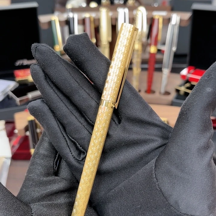 银都家镀金雕花18钢笔