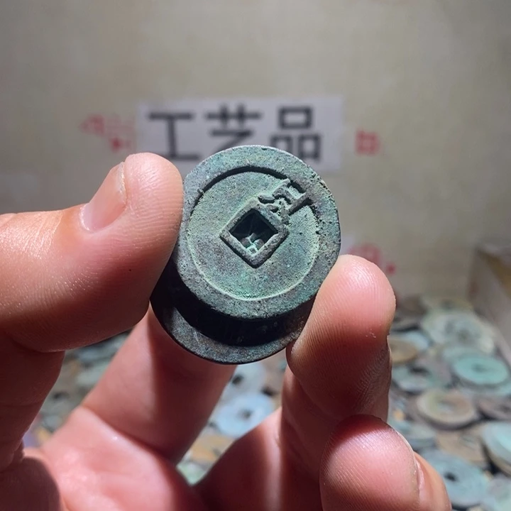 纯银要不要来找她嘛笑