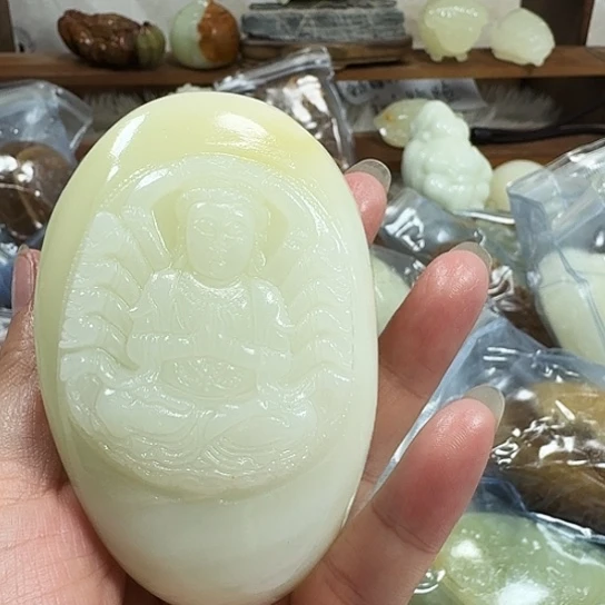 与***进砖雕石头手把件石头手把件