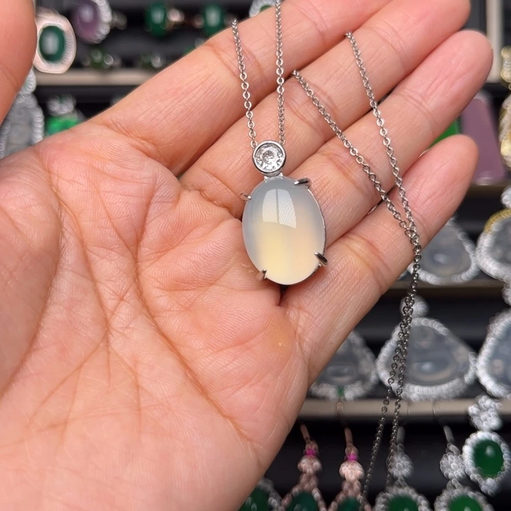 玛瑙/玉髓合金颈饰