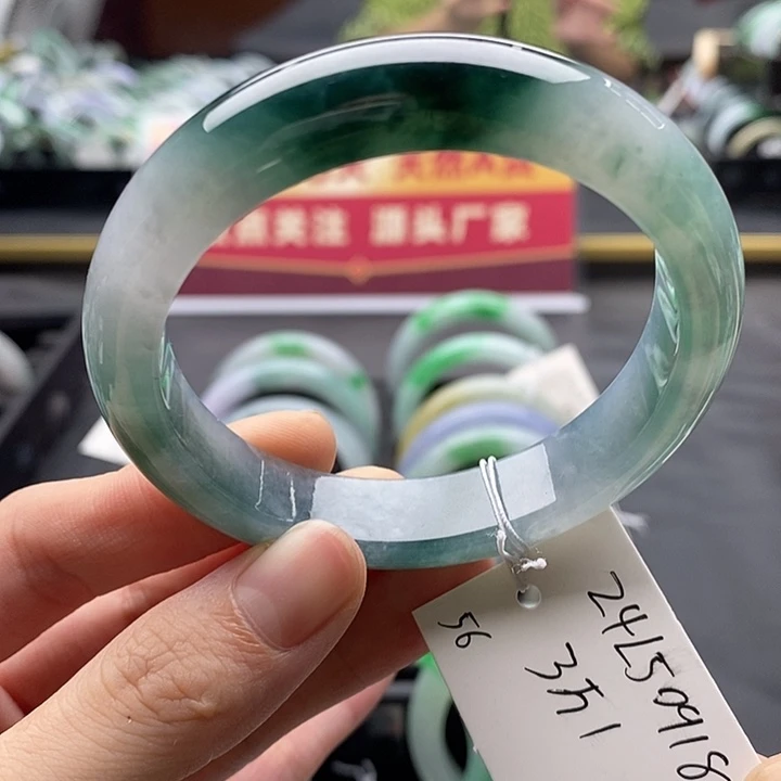 未镶嵌手镯翡翠56圈口