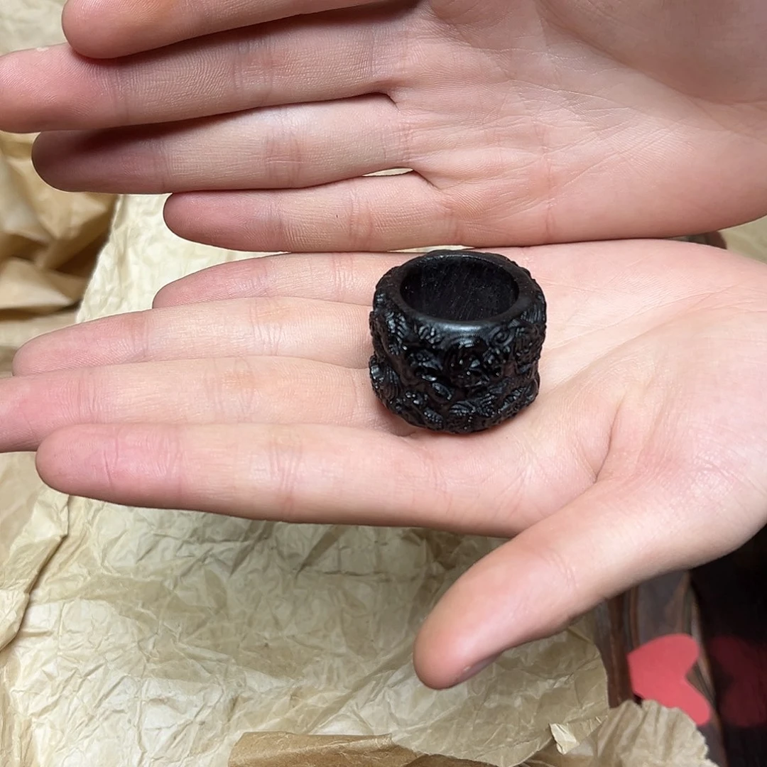 大叶紫檀（黑酸枝木类）