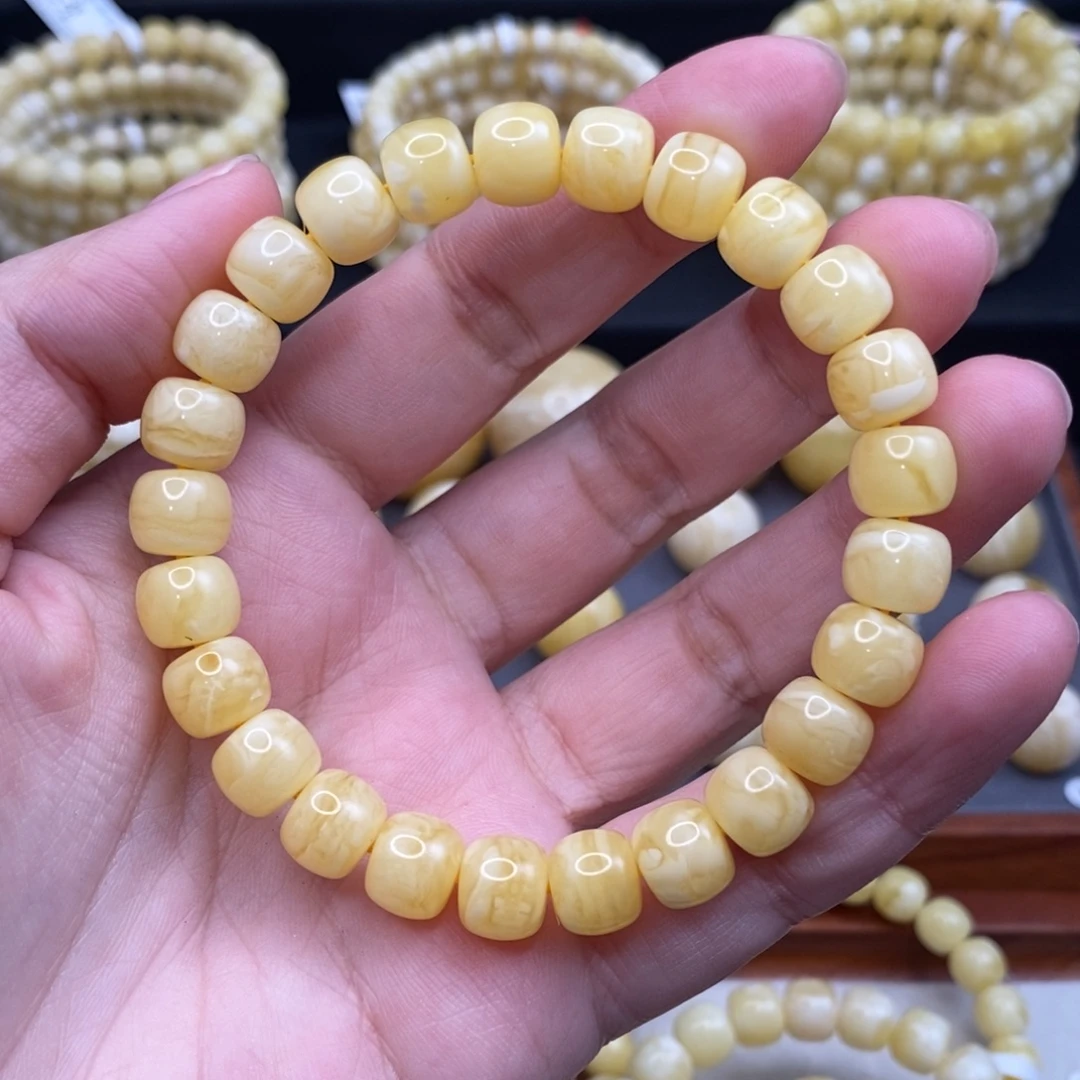 蜜蜡未镶嵌珠宝奇石9.2