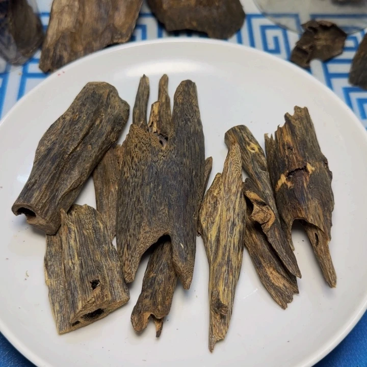 木海南黑奇虫漏101克