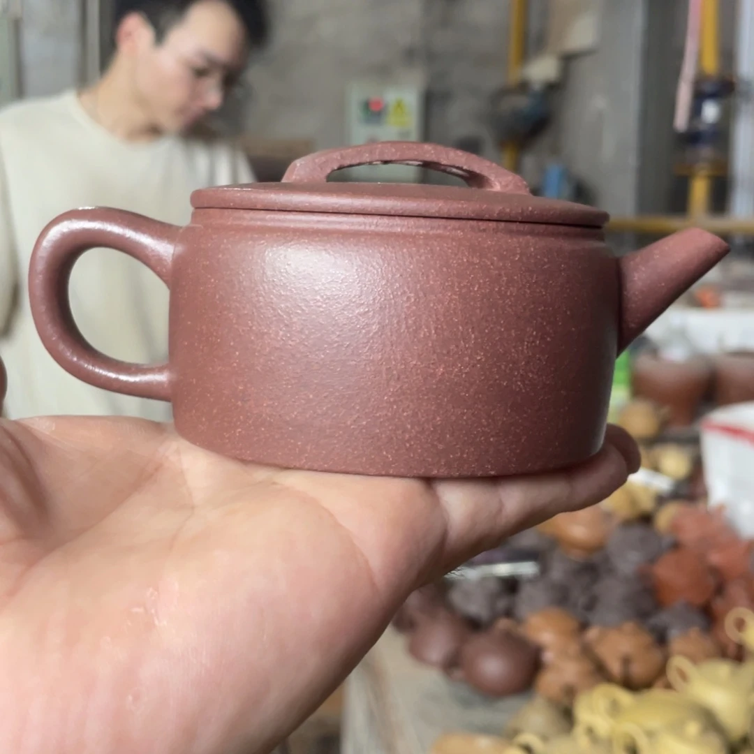 茶壶紫砂   汉瓦。 底槽清。全手工。 200CC