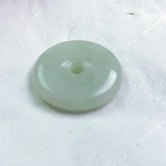 翡翠颈饰未镶嵌李*群吊坠