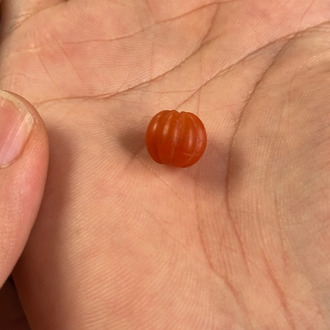 南红玛瑙未镶嵌颈饰