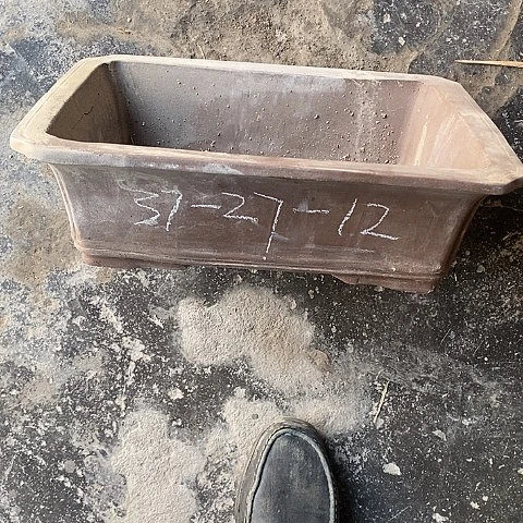 紫砂中国宜兴紫砂花盆，