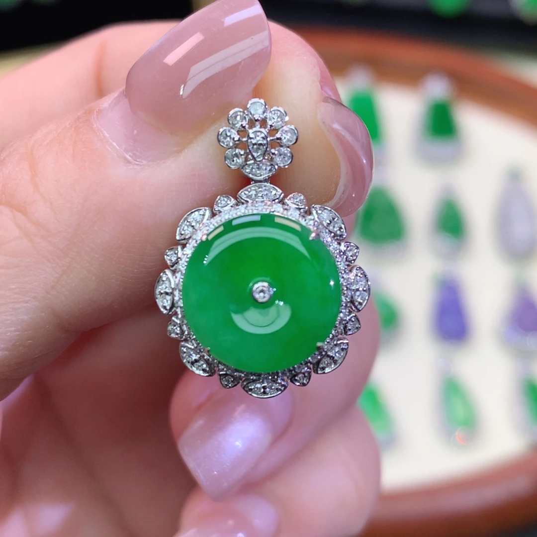 翡翠18K金镶嵌吊坠(不含链)