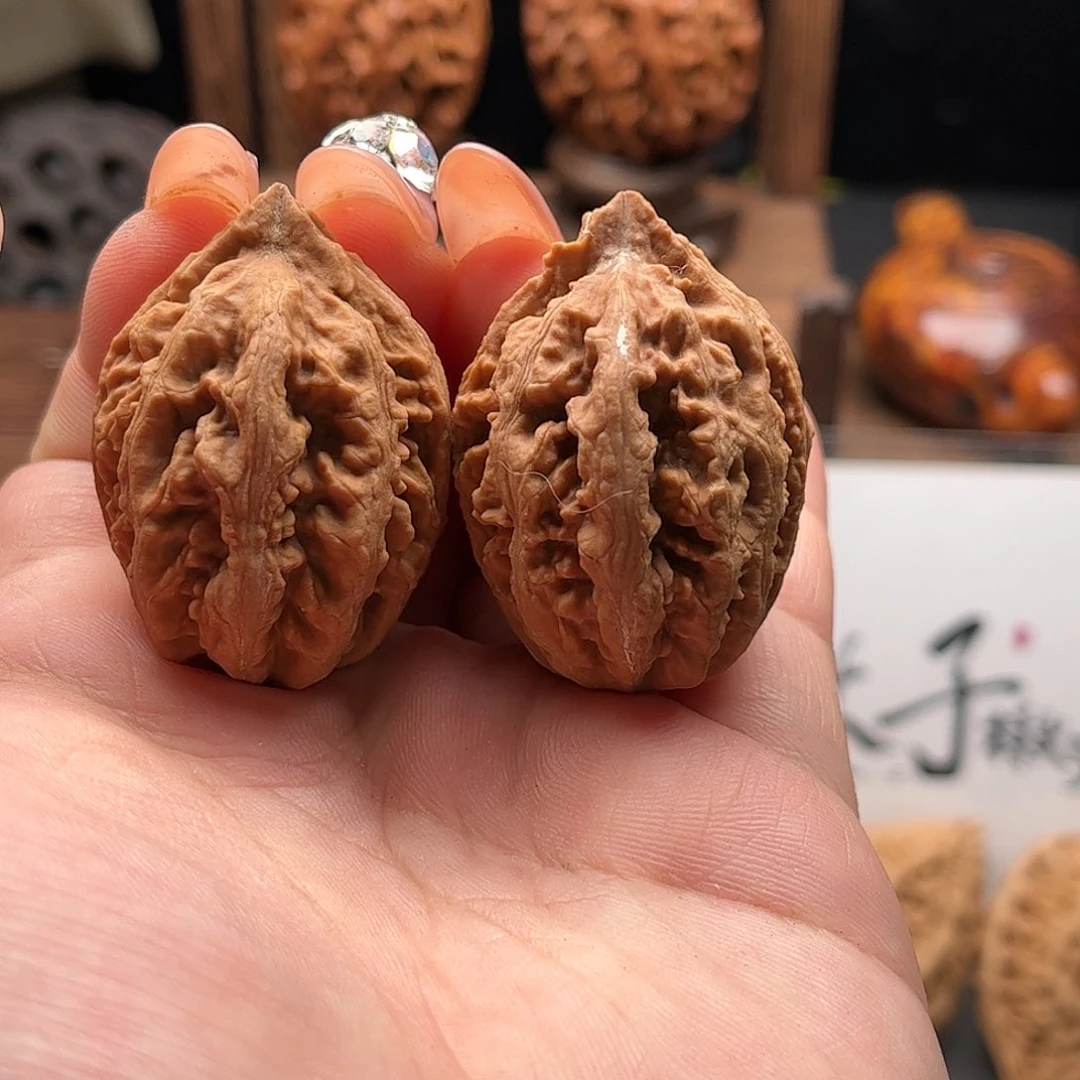 文玩核桃把件关东木子家楸大胖18