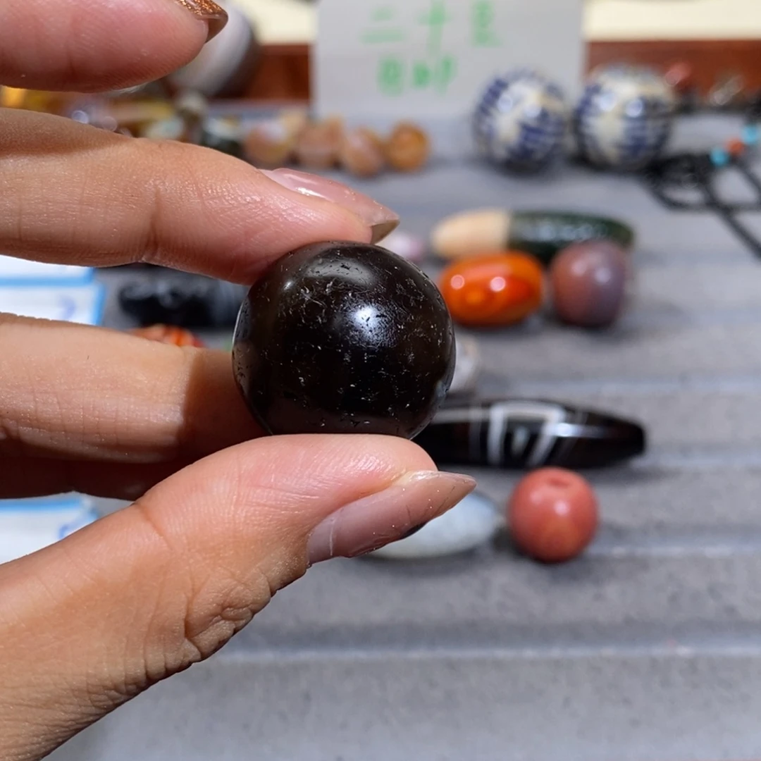 哈****合金颈饰玛瑙/玉髓