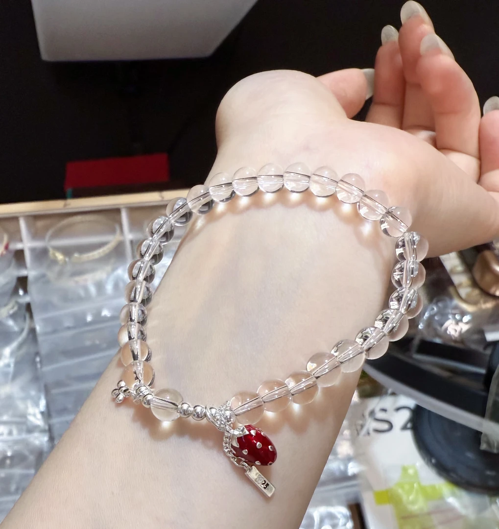 925银手链 925纯银滴胶草莓水晶手链女韩国ins风简约小众